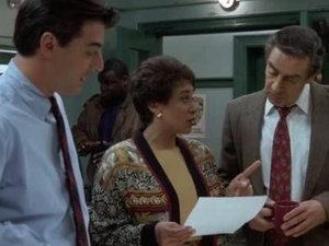 Law & Order Season 4 :Episode 22  Old Friends