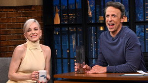 Late Night with Seth Meyers Season 13 :Episode 102  Anna Faris, P!NK, Ann Patchett