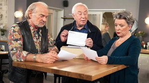 Rote Rosen Season 11 :Episode 143  Episode 1943