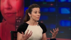 The Daily Show Season 18 : Linda Cardellini