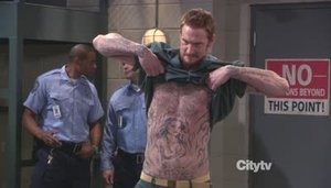 2 Broke Girls Saison 1 Episode 18
