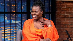 Late Night with Seth Meyers Season 13 :Episode 17  Leslie Jones, Amelia Dimoldenberg