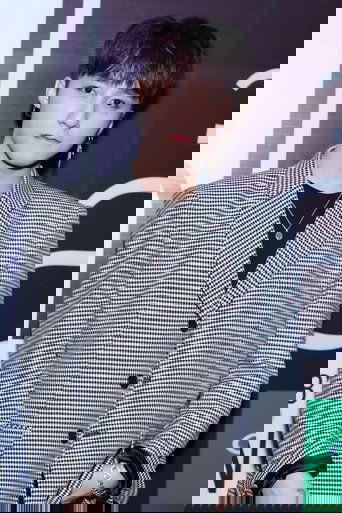 1607853