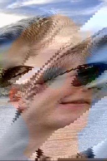 78318