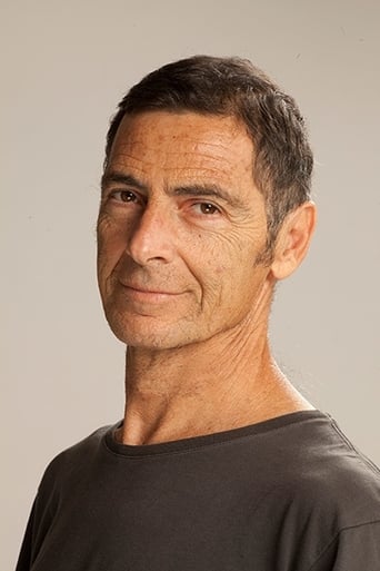 Image of Gustavo Garzón