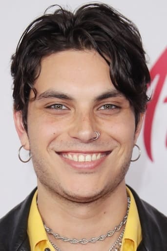 Image of Samuel Larsen