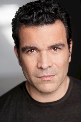 Image of Ricardo Chavira