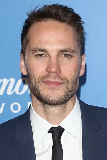 Image of Taylor Kitsch