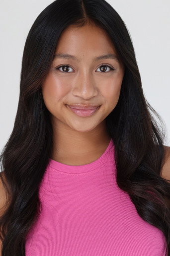 Image of Chloe Adona