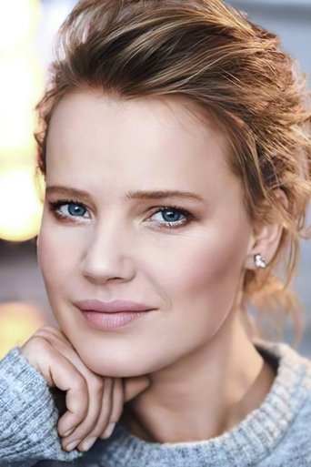 Image of Joanna Kulig