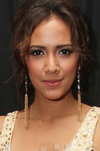 Image of Nadine Alexandra