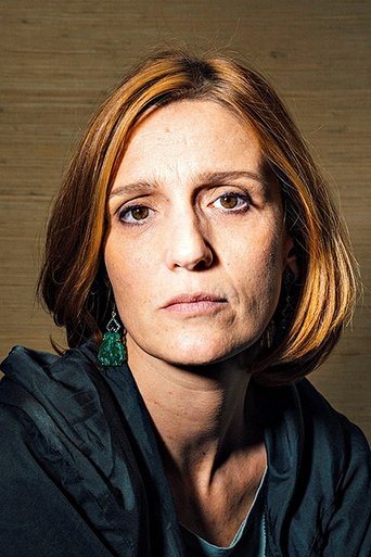 Beatriz Batarda