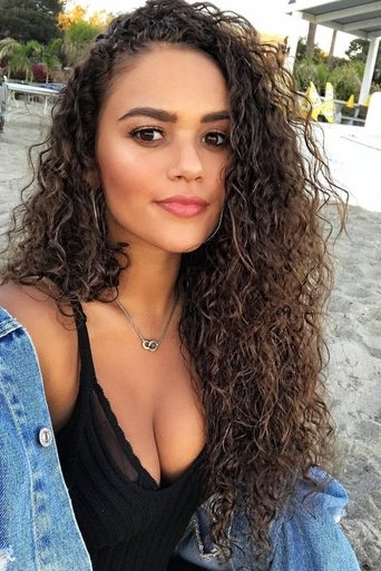 Madison Pettis