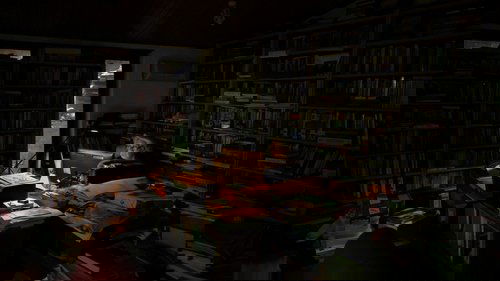 In the Sea of Strange Thoughts