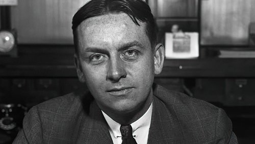Eliot Ness vs. Al Capone