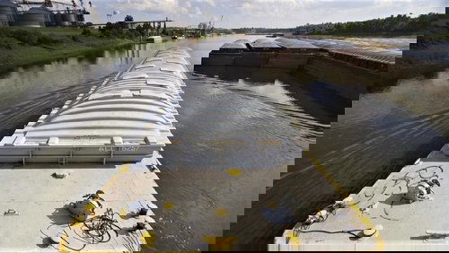 Barge