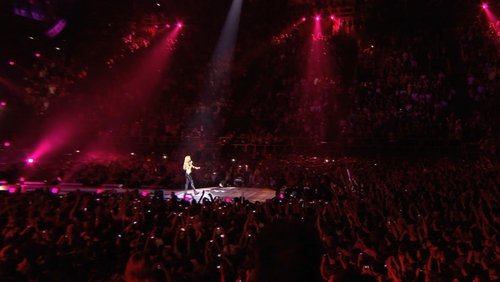 Shakira: Live from Paris