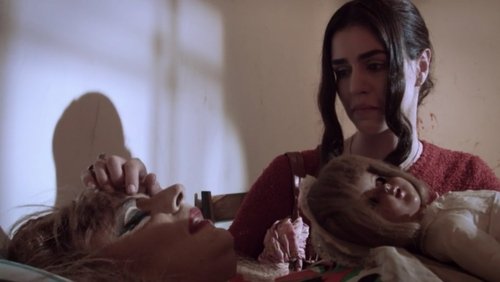 Filme B - A Bonequinha da Mamãe