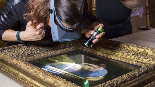 Girl with a Pearl Earring: And Other Treasures from the Mauritshuis
