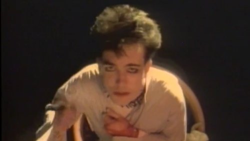 The Cure : Staring At The Sea - The Images