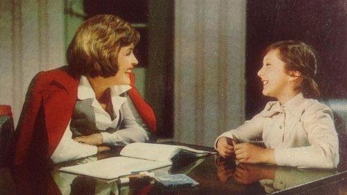 Do You Want to Be an Actress, Girl?