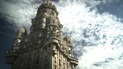 El Rascacielos Latino