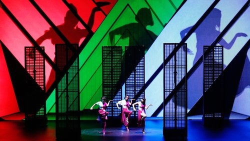 Reframe THEATER EXPERIENCE with you