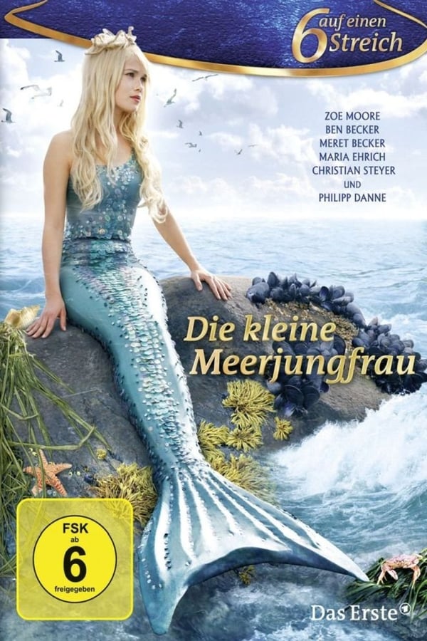 Die Meerjungfrau Undine lebt mit ihren Schwestern Aquarella und Melusine sowie ihrem Vater, dem Meerkönig, auf dem Meeresgrund. Doch Undine will mehr als nur ihr goldenes Haar kämmen, denn sie ist fasziniert vom Leben über dem Wasser. Eines Tages rettet sie Prinz Nikolas das Leben und verliebt sich Hals über Kopf in ihn. Der Prinz ist jedoch bewusstlos und wird bald von einer Prinzessin gefunden. Beide verlieben sich sofort, aber die Prinzessin verschwindet, als sie Leute herannahen sieht. Undine beobachtet das und sucht in der dunklen Grotte die mächtige Meereshexe Mydra auf und will von ihr, dass sie ihren Fischschwanz gegen Beine eintauscht. Doch Mydra stellt eine Bedingung: Einmal an Land wird sie stumm sein, und sollte der Prinz sie nicht wählen, wird sie zu Schaum auf den Wellen des Meeres. Zudem wird jeder Schritt schmerzhaft für sie sein. Undine geht darauf ein.