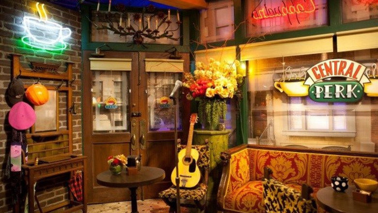 Friends Season 2 Episode 10 : The One with Russ