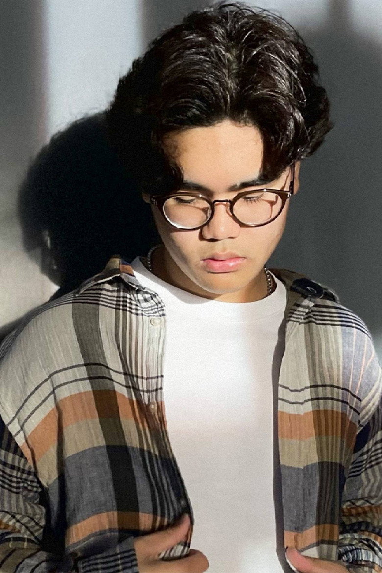 Reno R. Wijaya
