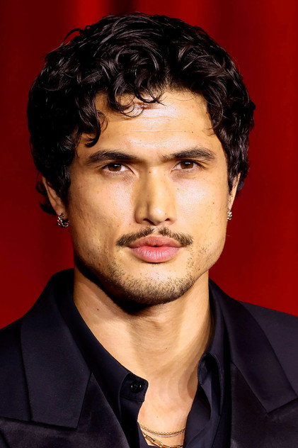 Imagen de perfil de Charles Melton