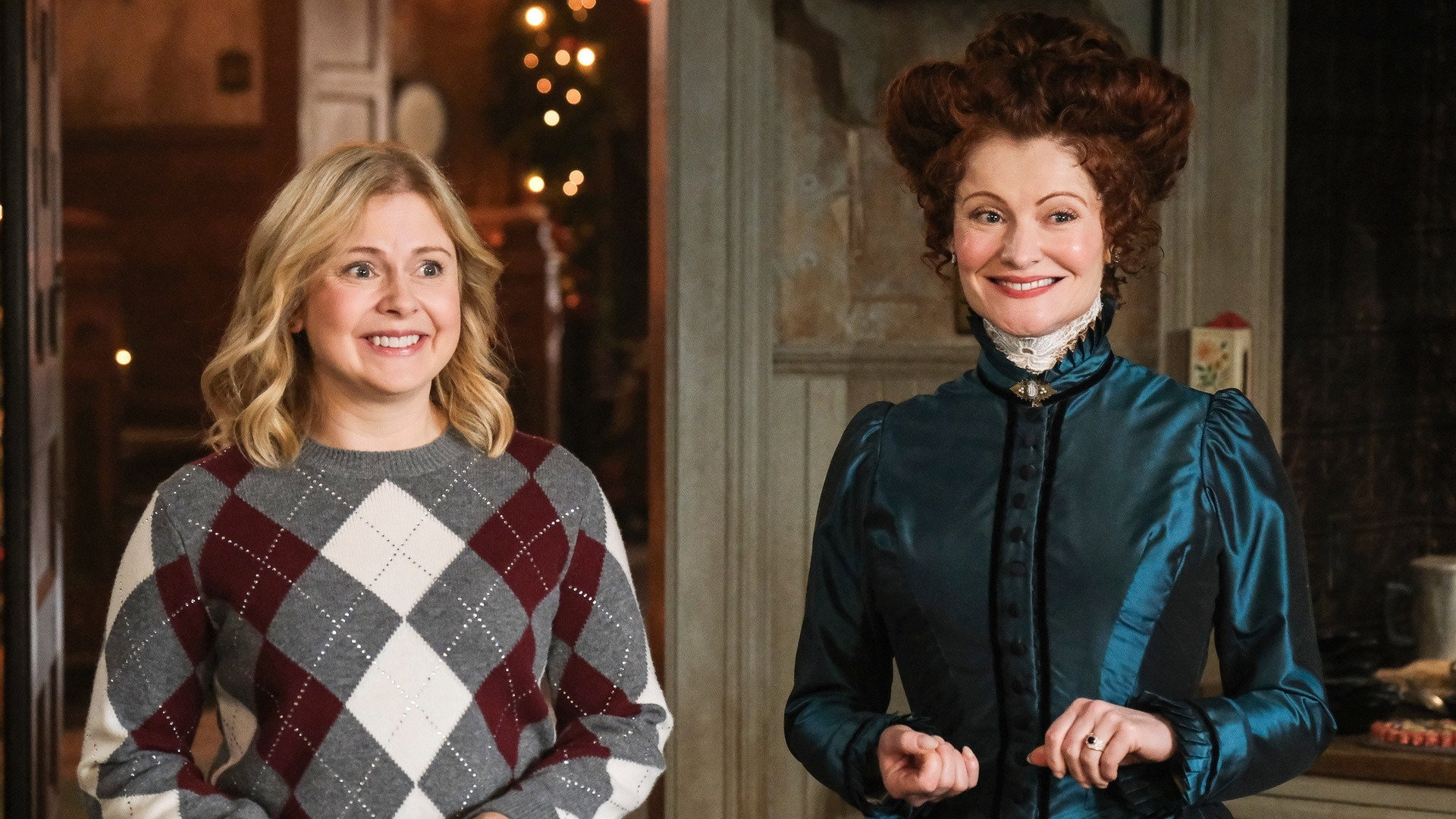 A still from It’s A Wonderful Christmas Carol (1)