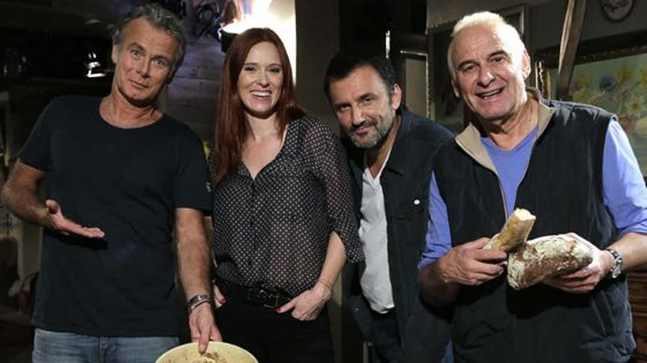 A still from Franck Dubosc, Michel Fugain, Audrey Fleurot