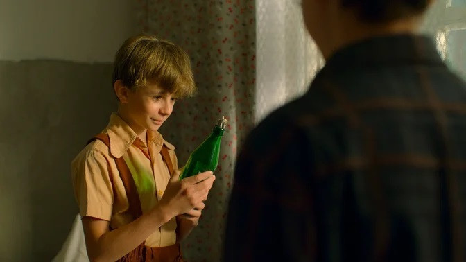 A still from Episode 6