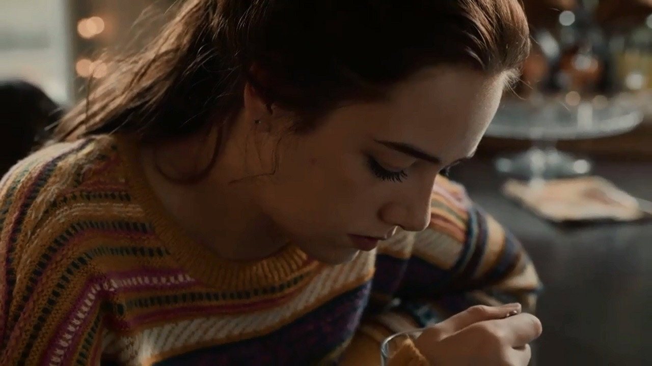 A still from Everyone knows boys lie about everything.