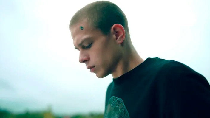 A still from Episode 6