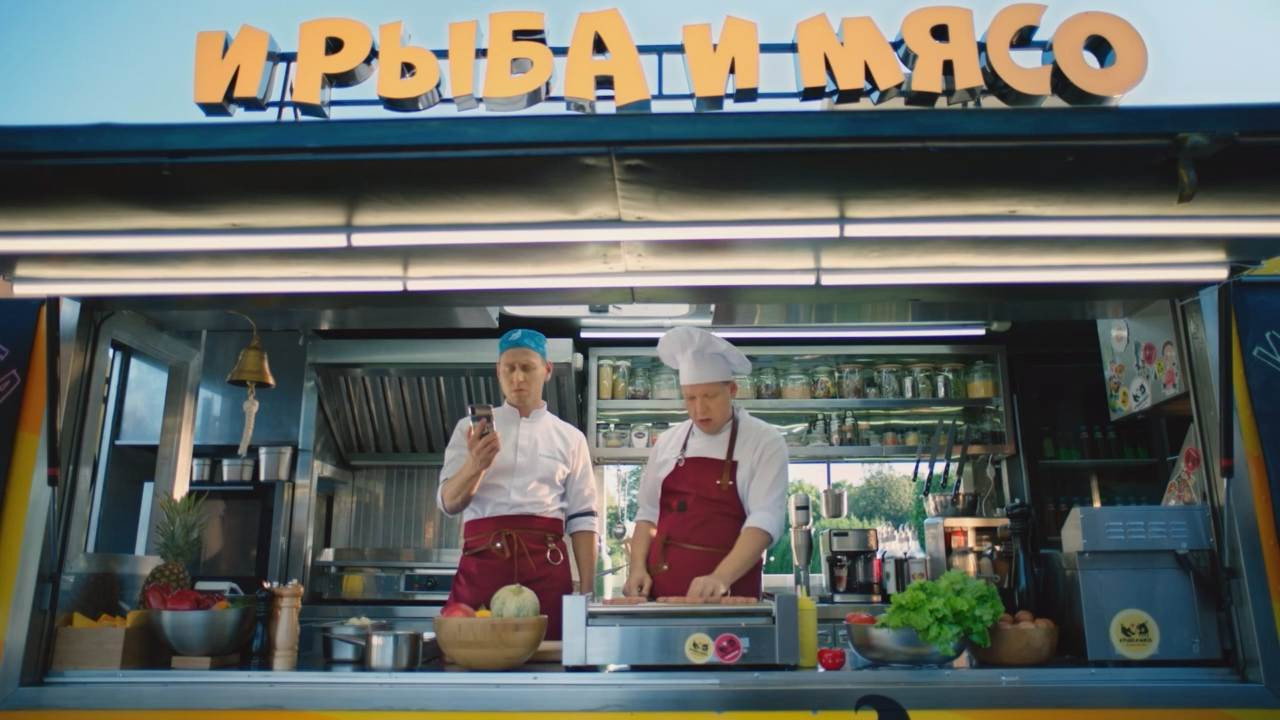 A still from Episode 9