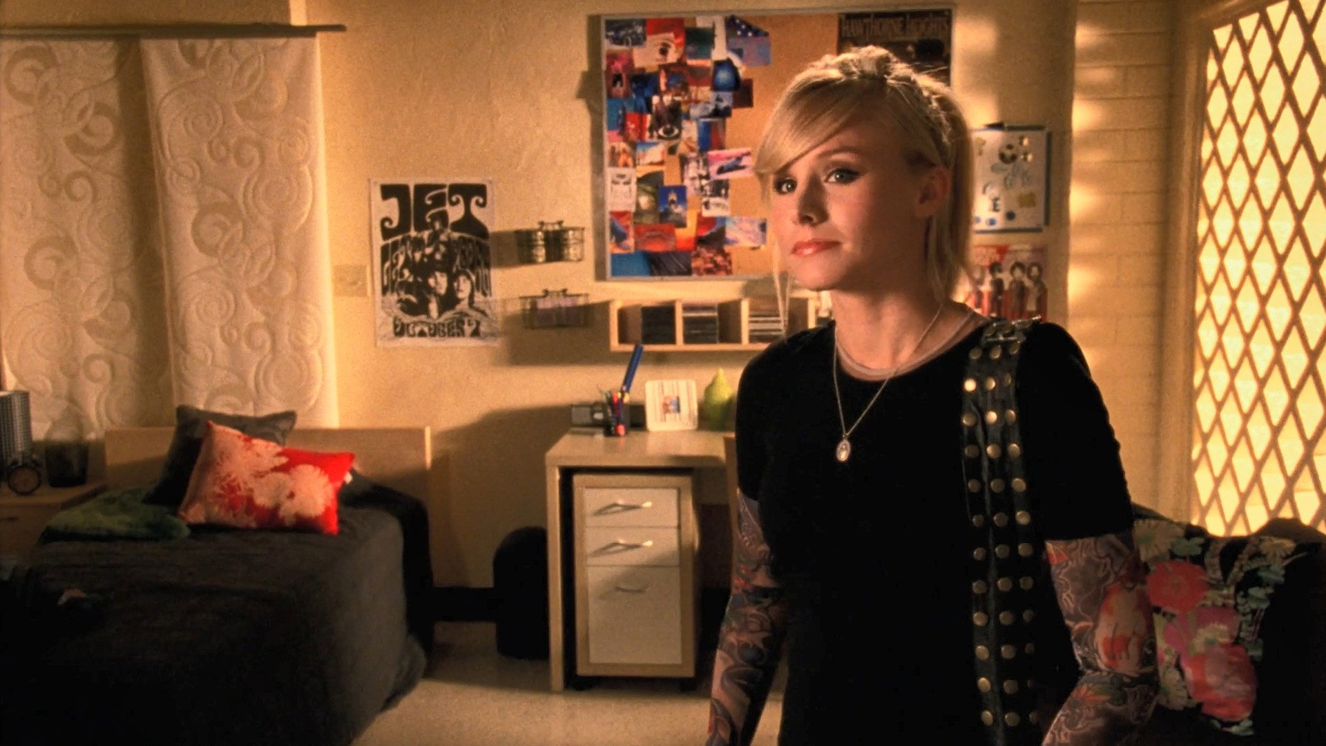 A still from Welcome Wagon