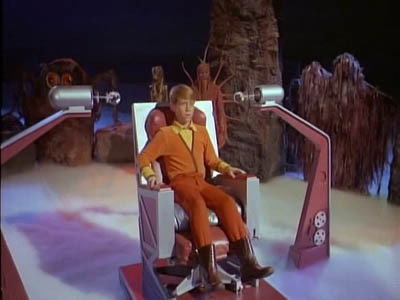 A still from The Prisoners of Space