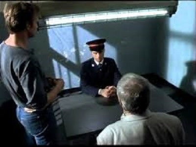 A still from De Cock en de moord op de heilsoldate