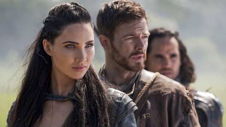 A still from Go Ahead and Run