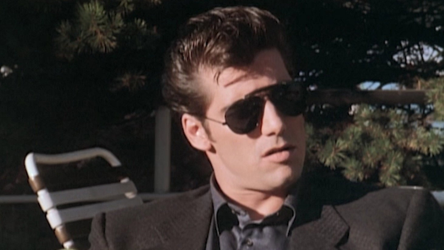 A still from Independent Operator