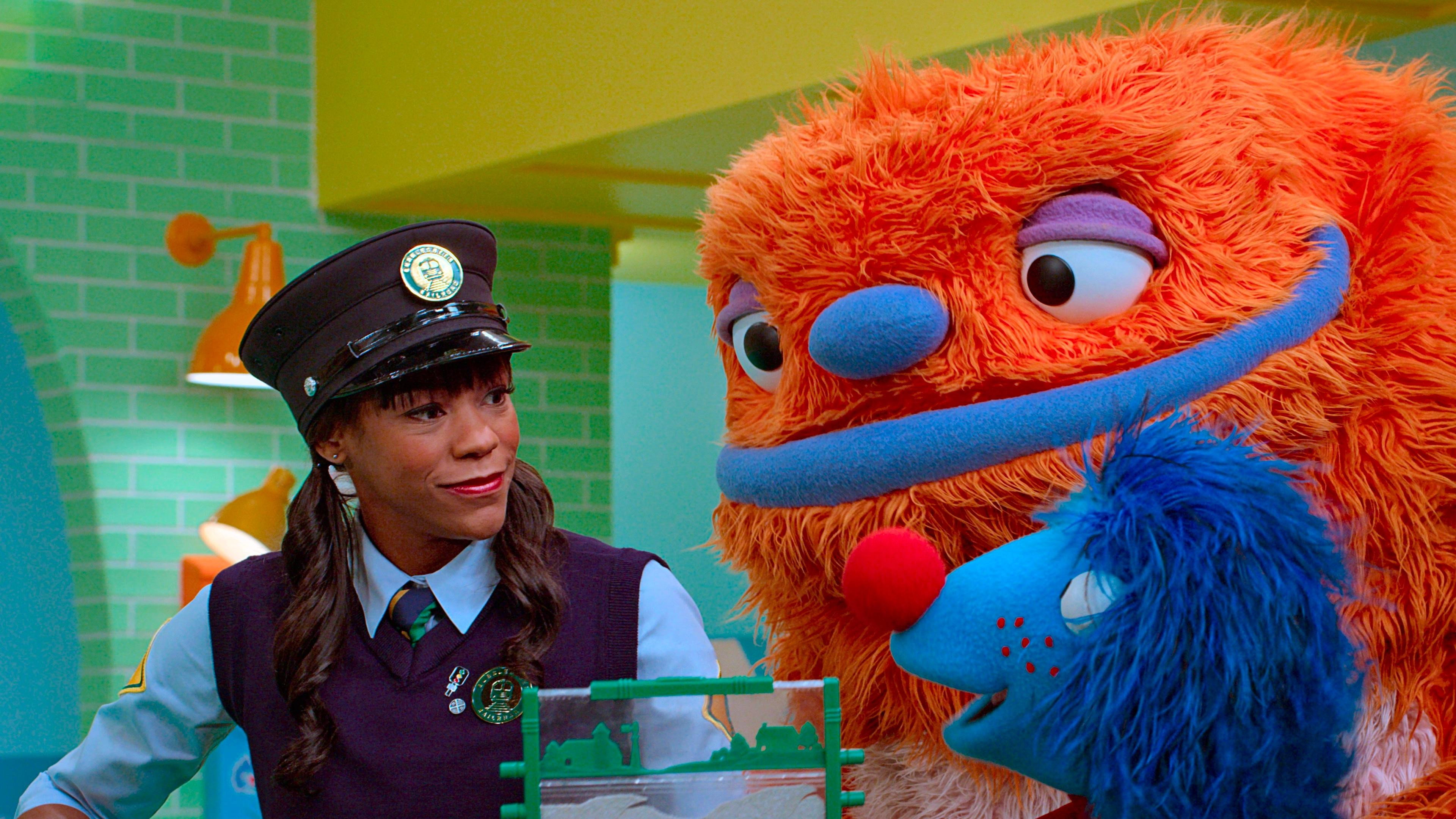 A still from Helpsters Help Heart / Callie the Clown