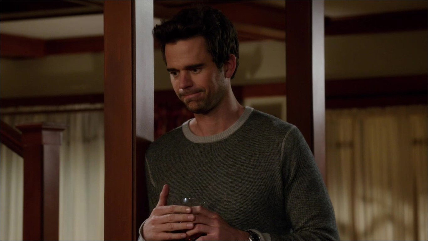 A still from About a Kiss