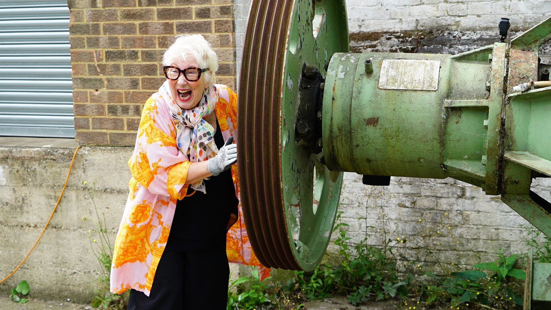 A still from Schrödinger's Egg