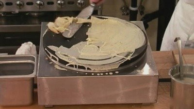 A still from 8 Chefs Compete