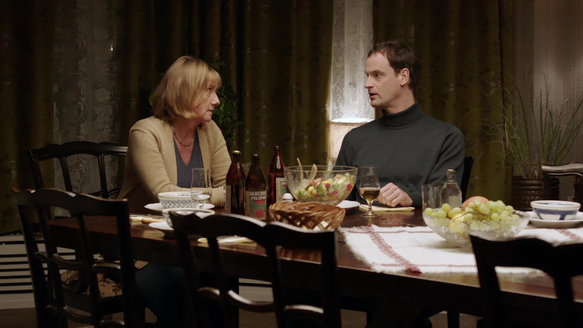 A still from Der Überfall