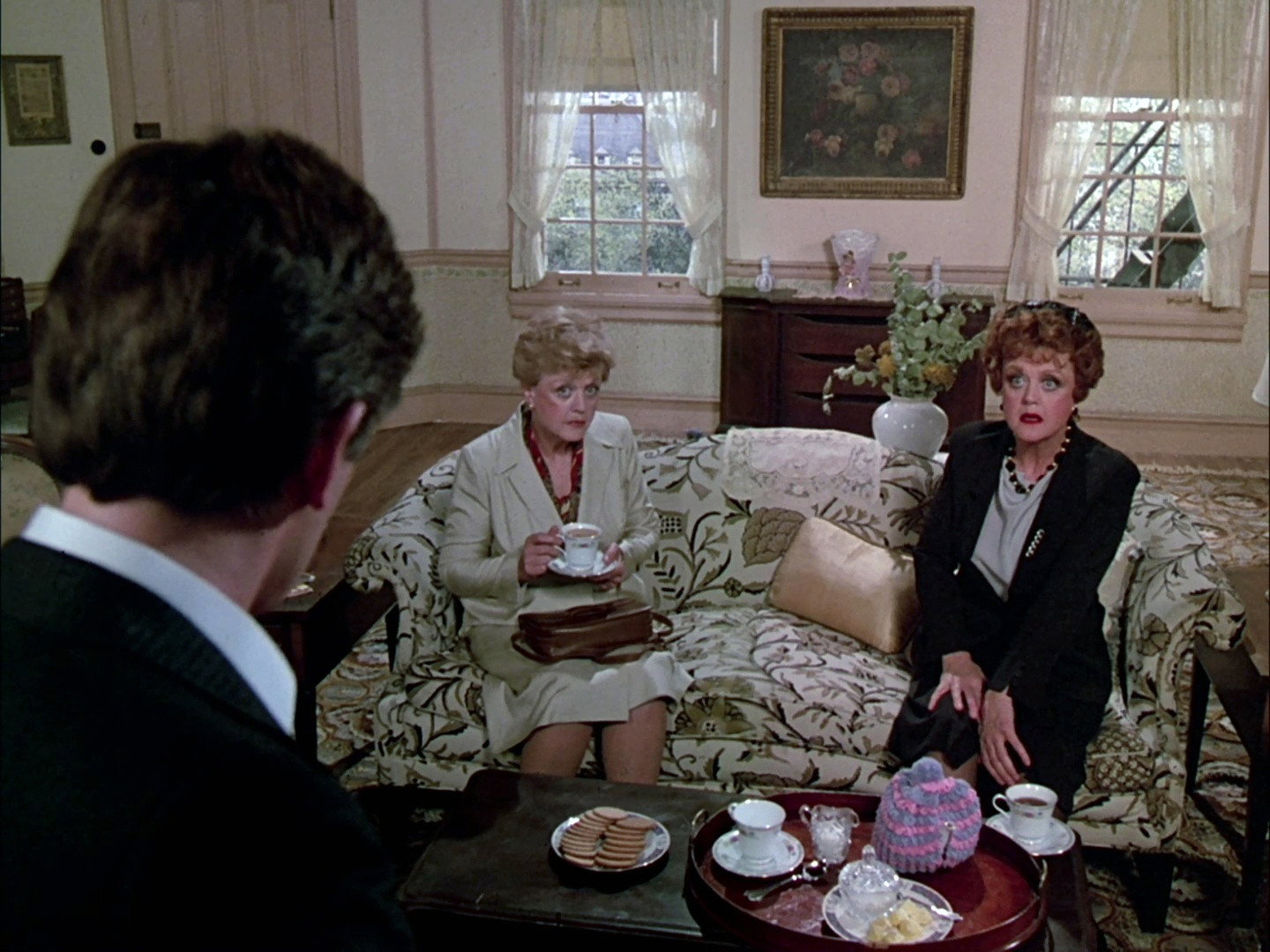 A still from Sing a Song of Murder