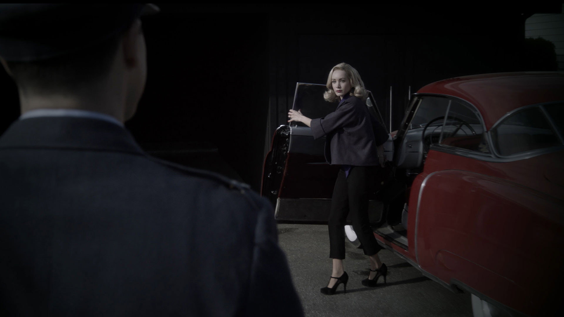 A still from What Lies Beneath