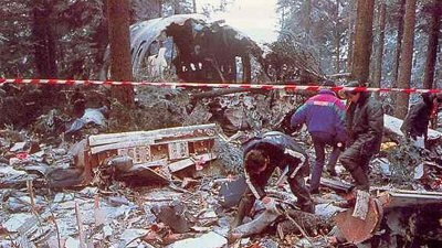 A still from Cold Case (Air Ontario 1363 and USAir 405)